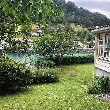 Stryn - House By The River Εξωτερικό φωτογραφία
